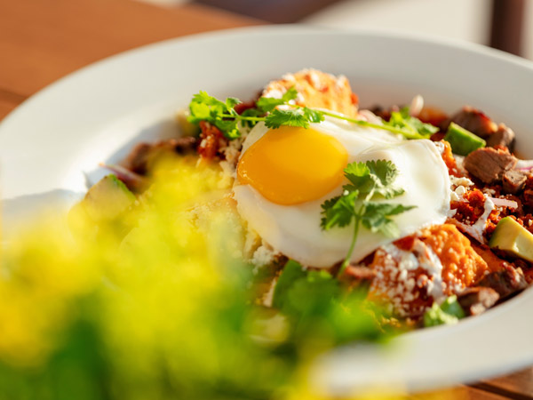 Plato de comida para el desayuno.