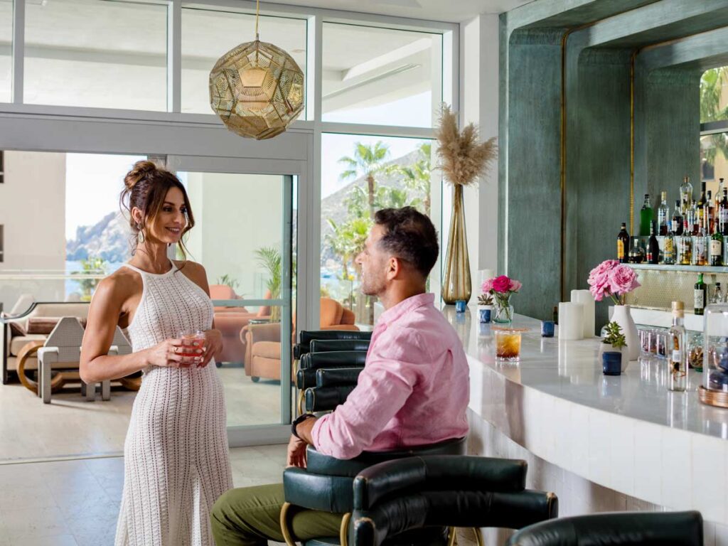 Cocktail Lounge.